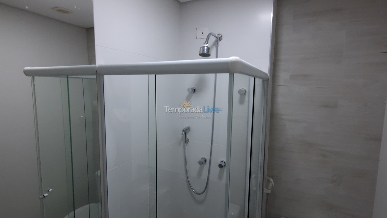 Apartamento para alquiler de vacaciones em Guarujá (Pitangueiras)