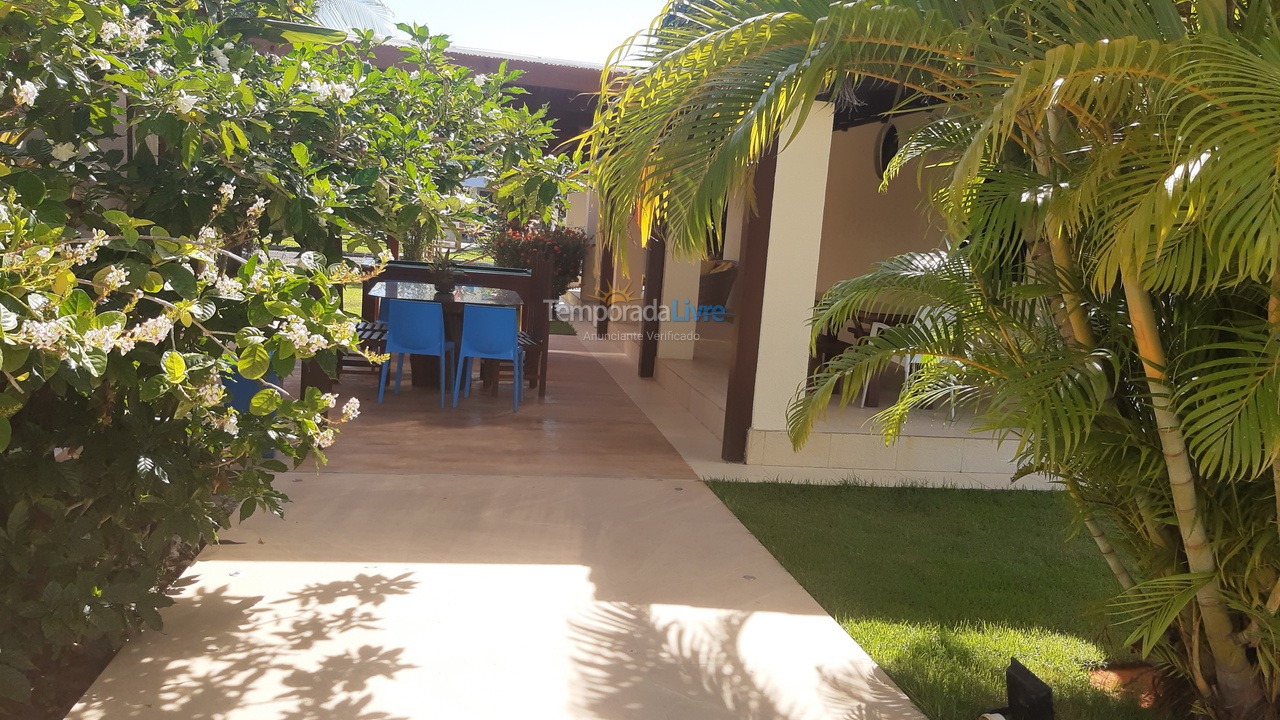 Casa para aluguel de temporada em Camaçari (Praia de Guarajuba)