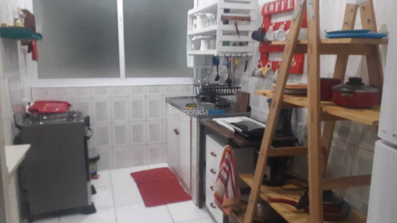 Apartamento para aluguel de temporada em Praia Grande (Vila Guilhermina)