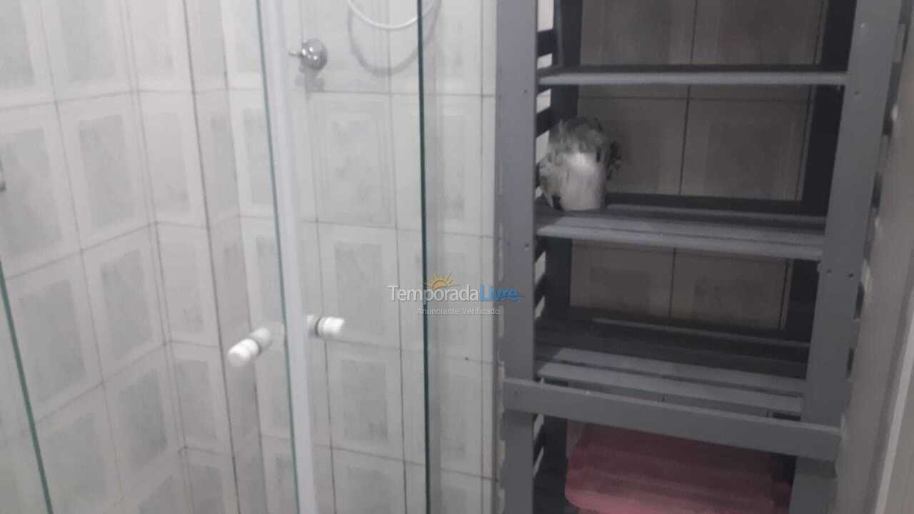 Apartamento para aluguel de temporada em Praia Grande (Vila Guilhermina)