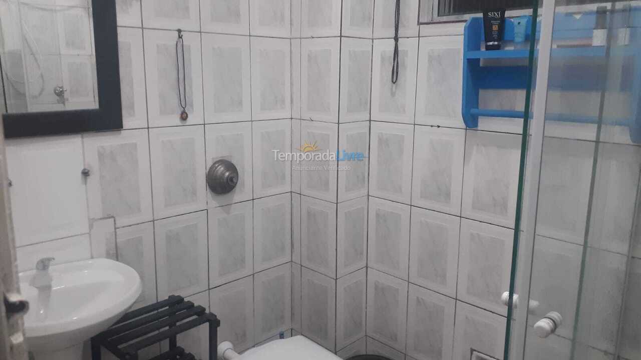 Apartamento para aluguel de temporada em Praia Grande (Vila Guilhermina)