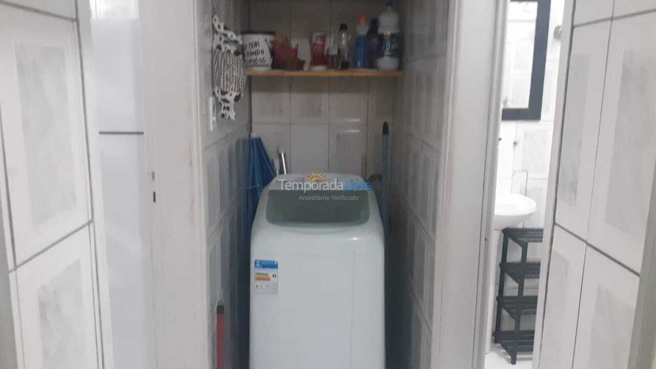 Apartamento para aluguel de temporada em Praia Grande (Vila Guilhermina)