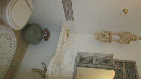 LOCAÇÃO PRAIA DA BALEIA PÉ NA AREIA