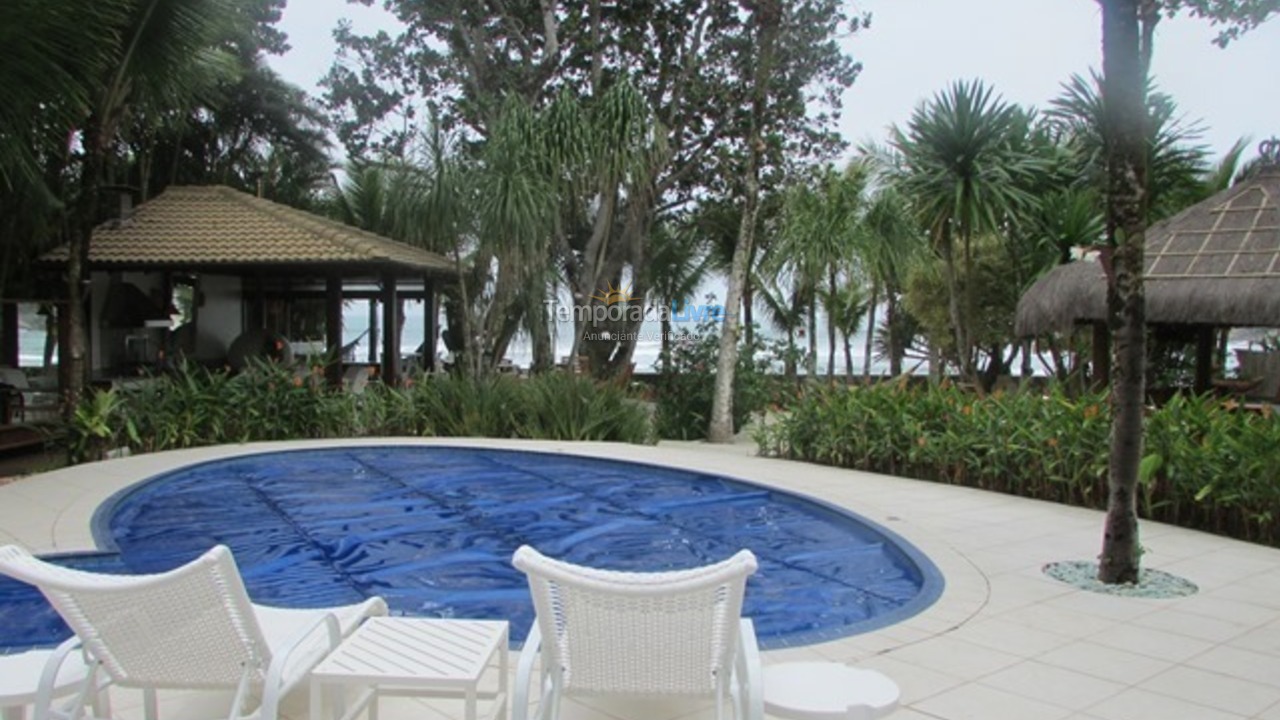 Casa para aluguel de temporada em São Sebastião (Praia da Baleia)