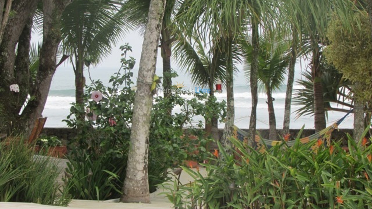 Casa para aluguel de temporada em São Sebastião (Praia da Baleia)