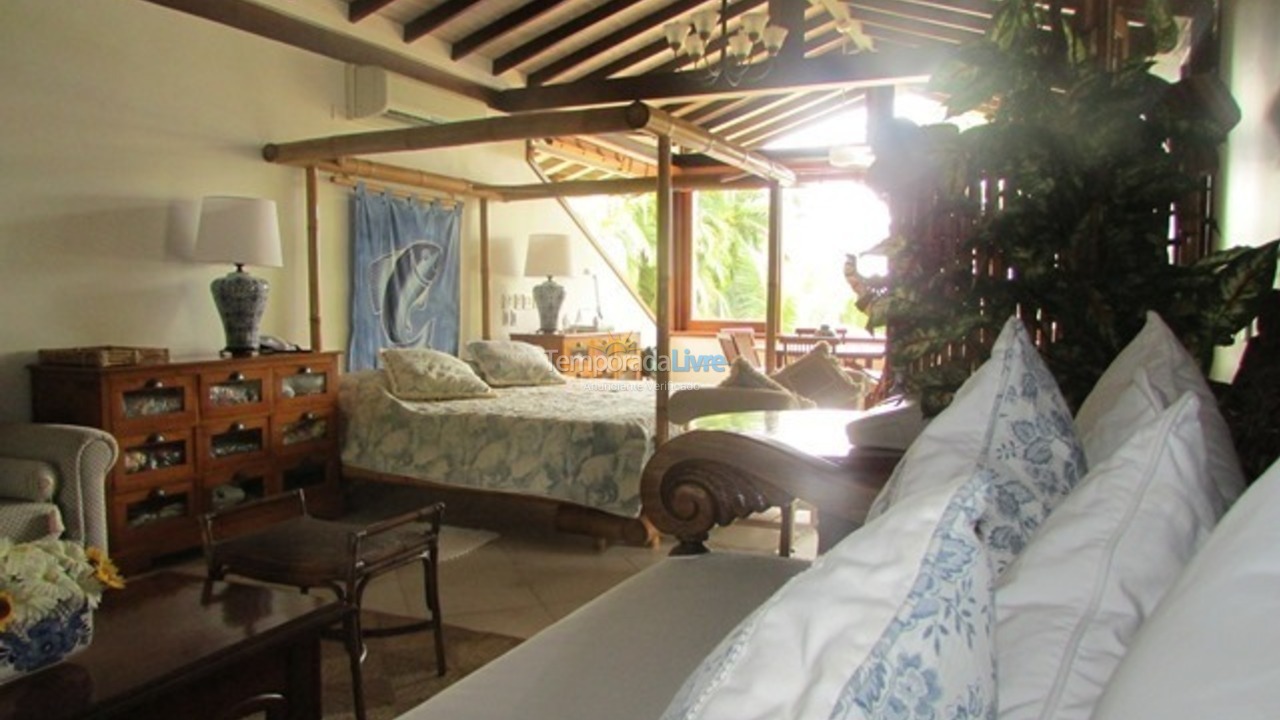 Casa para aluguel de temporada em São Sebastião (Praia da Baleia)