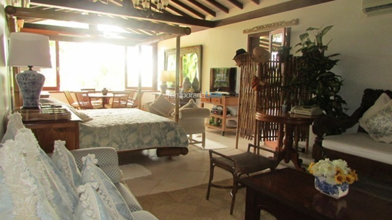 Casa para aluguel de temporada em São Sebastião (Praia da Baleia)