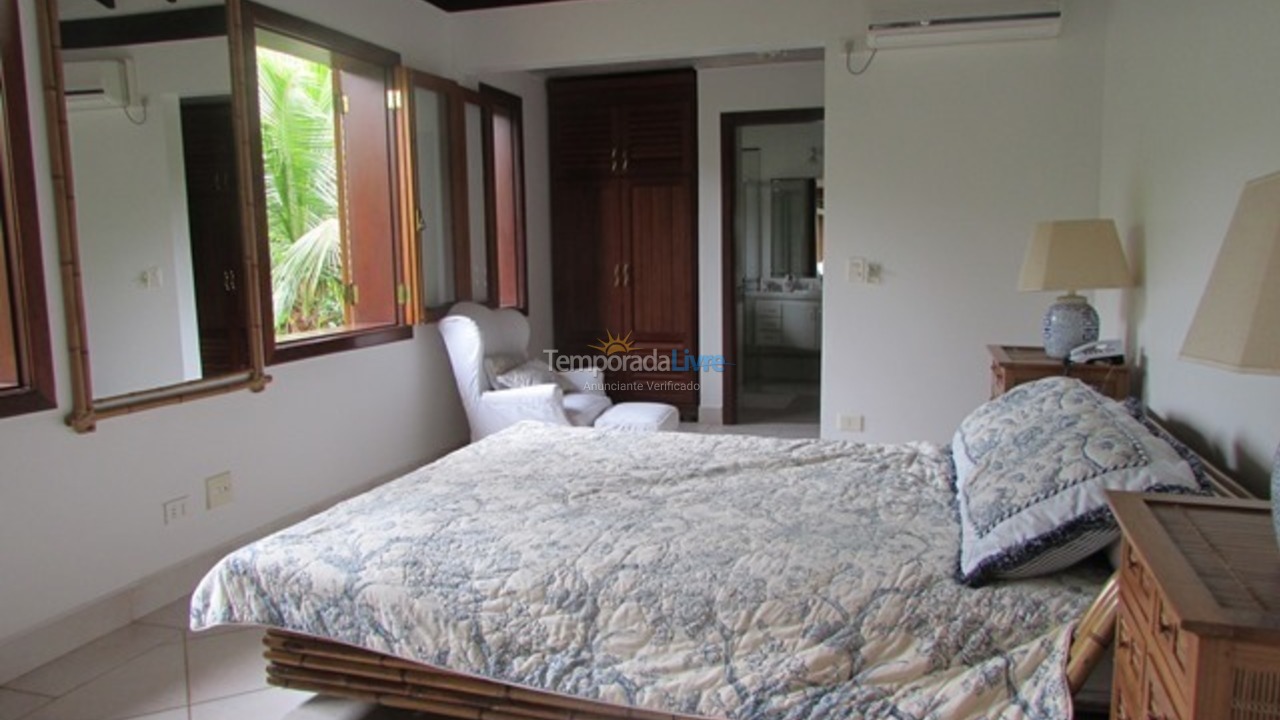 Casa para aluguel de temporada em São Sebastião (Praia da Baleia)