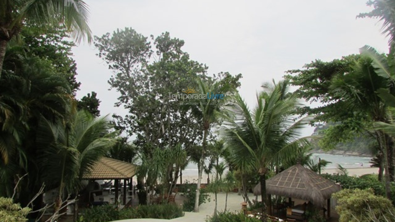 Casa para aluguel de temporada em São Sebastião (Praia da Baleia)