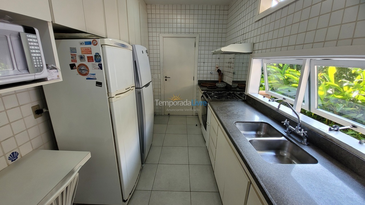 Casa para alquiler de vacaciones em São Sebastião (Praia da Baleia)