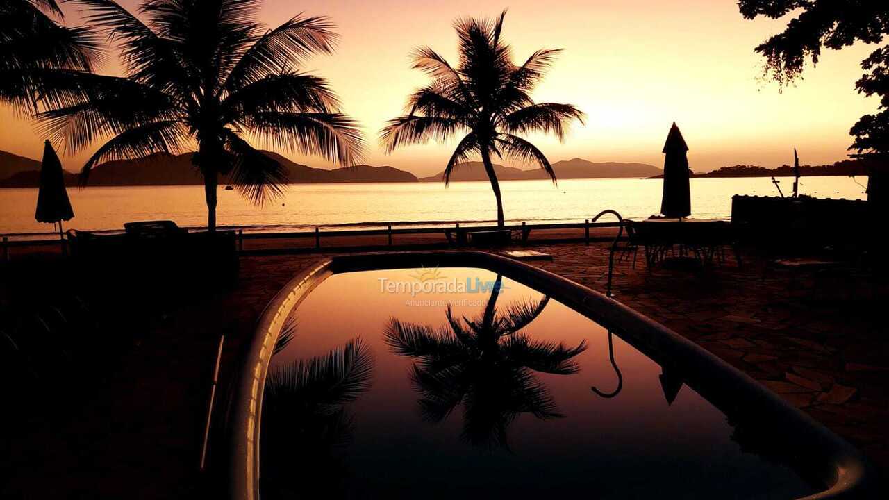 Casa para aluguel de temporada em Ubatuba (Praia da Fortaleza)