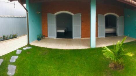 CASA SUPER CÓMODA Y VENTILADA, PISCINA con HIDROMASAJE