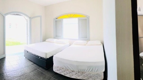 CASA SUPER CÓMODA Y VENTILADA, PISCINA con HIDROMASAJE