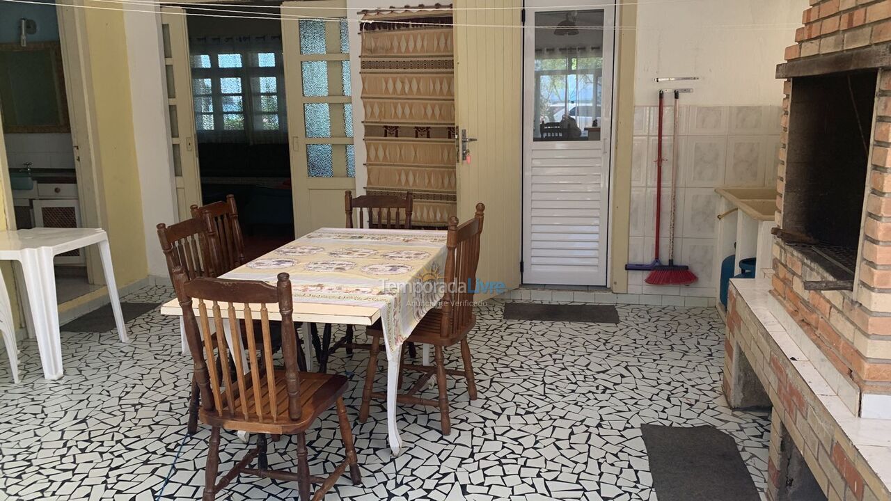 Casa para alquiler de vacaciones em Ubatuba (Lagoinha)