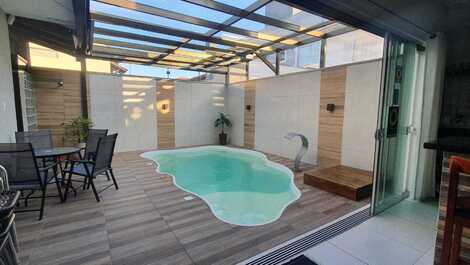 Casa para alugar em São Francisco do Sul - Prainha