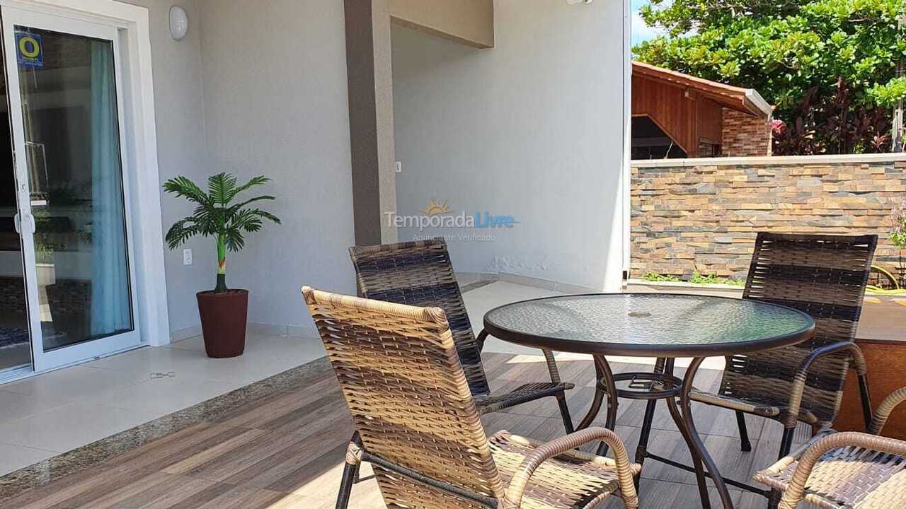 Casa para alquiler de vacaciones em São Francisco do Sul (Prainha)