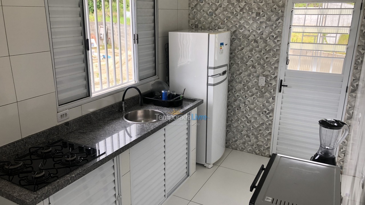 Casa para aluguel de temporada em Ubatuba (Maranduba)