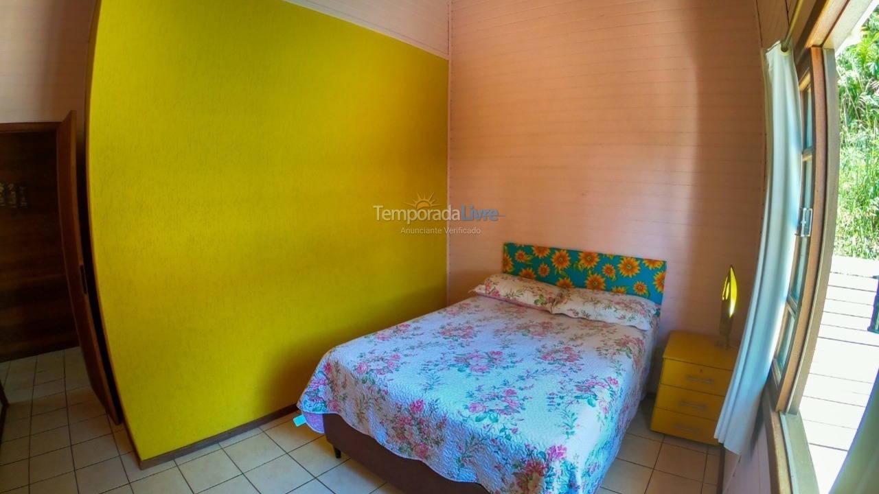 Casa para aluguel de temporada em Garopaba (Praia da Gamboa)