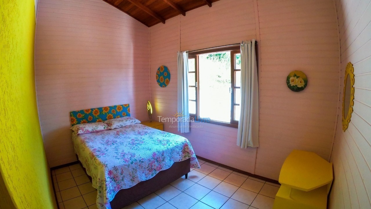 Casa para aluguel de temporada em Garopaba (Praia da Gamboa)