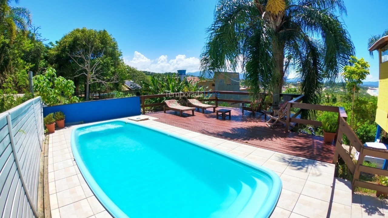 Casa para aluguel de temporada em Garopaba (Praia da Gamboa)