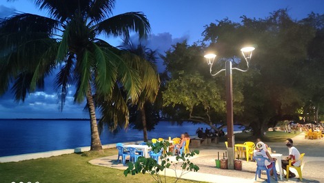 Praça de cacha pregos 