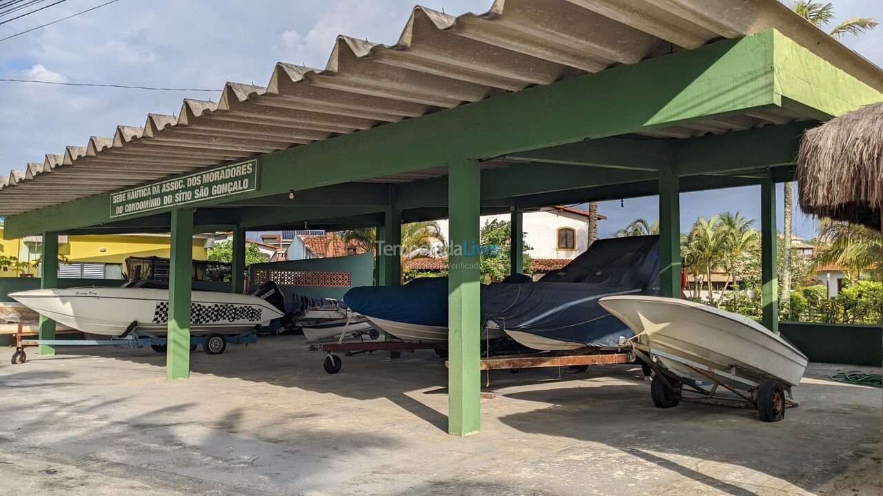 Casa para alquiler de vacaciones em São Pedro da Aldeia (Praia Linda)