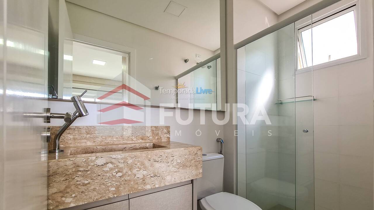 Apartamento para aluguel de temporada em Bombinhas (Canto Grande)