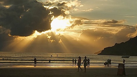 Por do sol, visto na praia