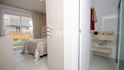 ÁTICO CON JACUZZI- PRAIA DO MARISCAL- BOMBINHAS- SC (LA167F)