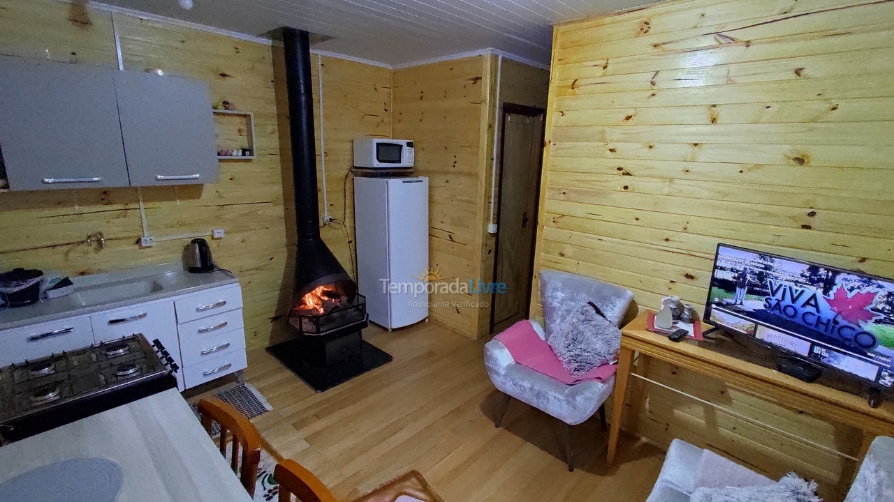 Casa para aluguel de temporada em São Francisco de Paula (São Bernardo)