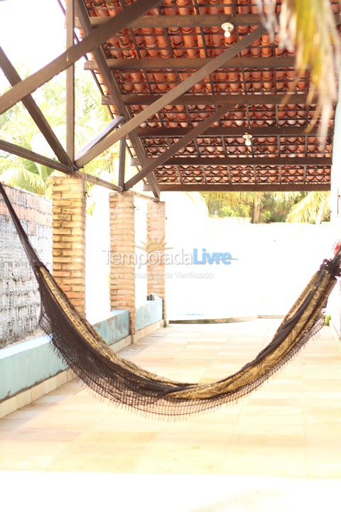 Casa para aluguel de temporada em Beberibe (Morro Branco)