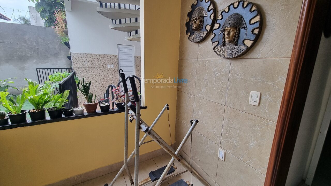 Casa para aluguel de temporada em Fortaleza (Cidade dos Funcionários)