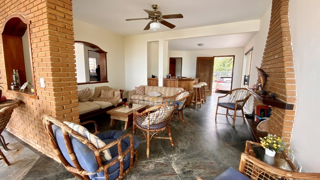 Casa para aluguel de temporada em Ubatuba (Maranduba)