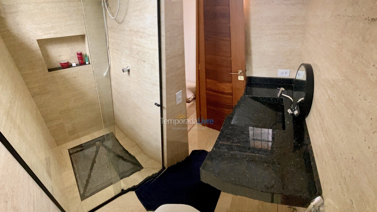 Casa para aluguel de temporada em Ubatuba (Maranduba)