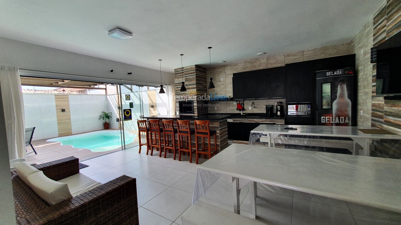 Casa para alquiler de vacaciones em São Francisco do Sul (Prainha)