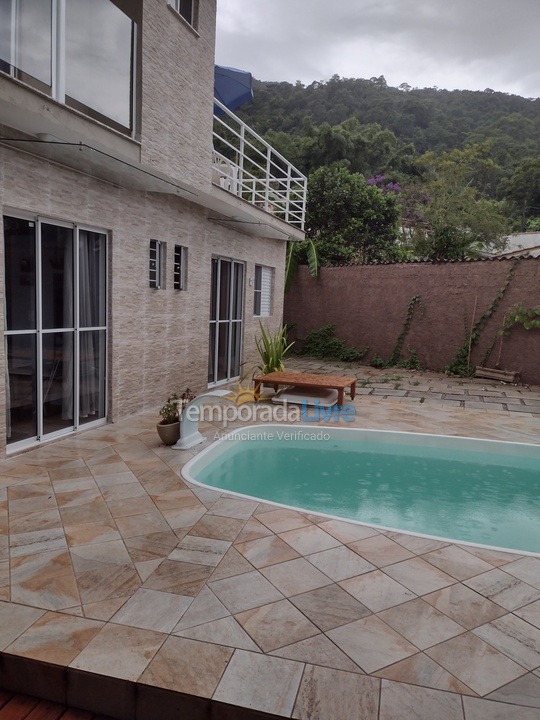 Casa para alquiler de vacaciones em Ubatuba (Tabatinga)