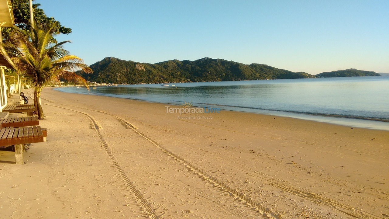 House for vacation rental in Bombinhas (Canto Grande)