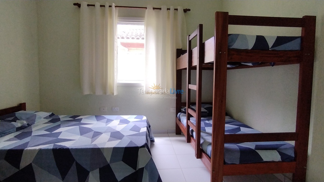 Casa para aluguel de temporada em Ubatuba (Praia do Lázaro)