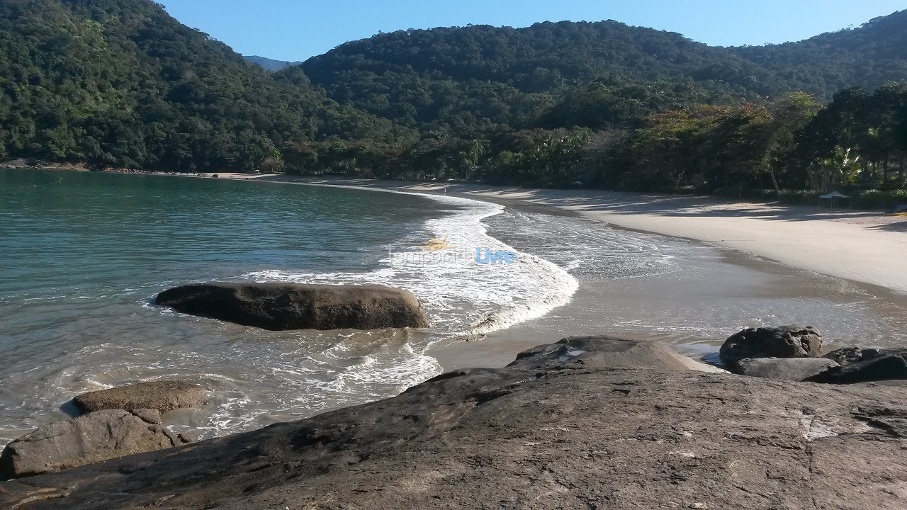Casa para aluguel de temporada em Ubatuba (Praia do Lázaro)