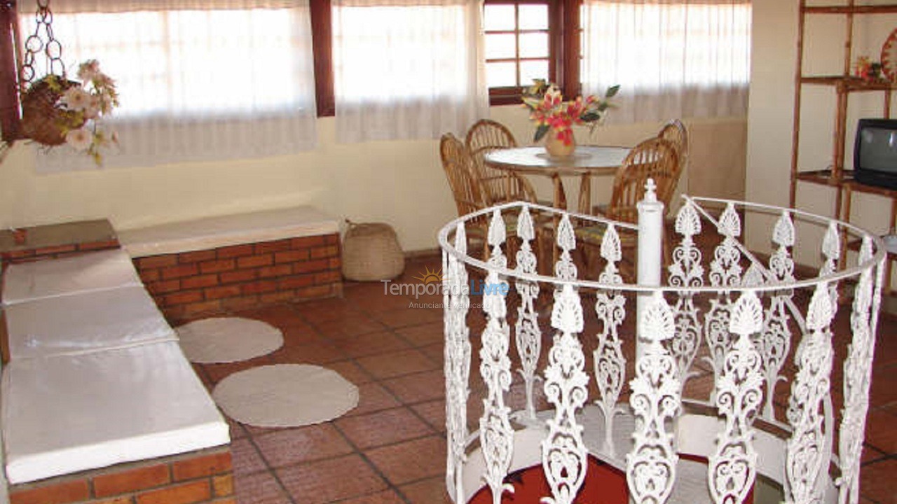 Casa para alquiler de vacaciones em Cabo Frio (Peró)