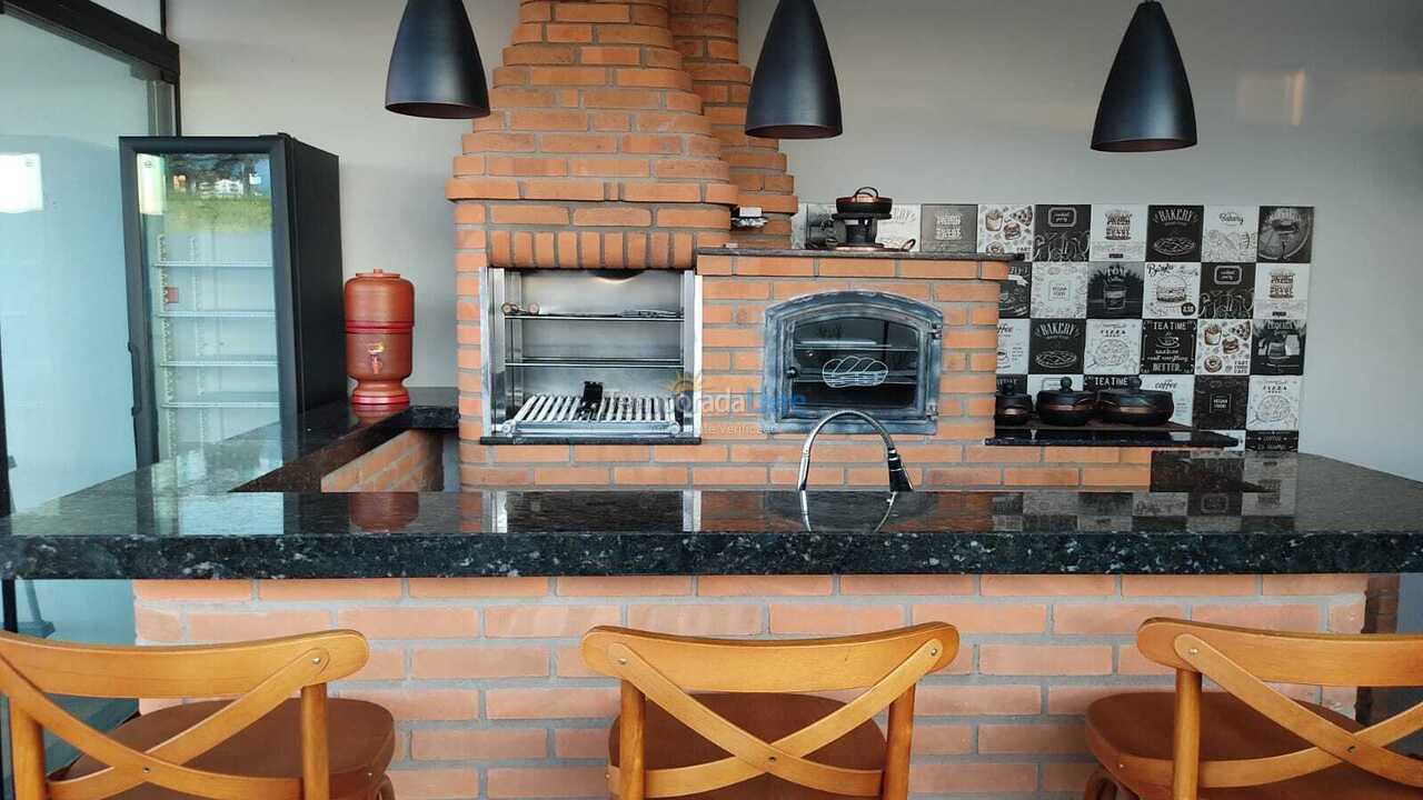 Casa para alquiler de vacaciones em Itaí (Riviera Santa Cristina)