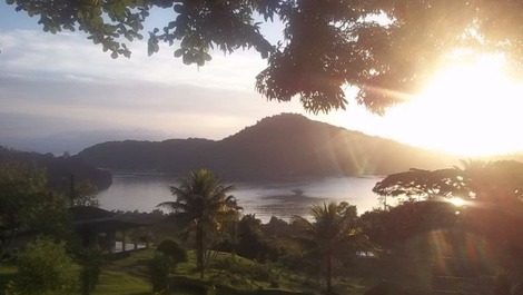 Casa para alugar em Paraty - Praia Grande