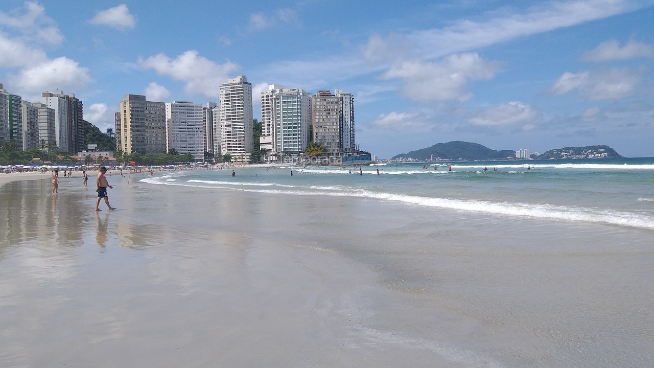 Apartment for vacation rental in Guarujá (Pitangueiras)