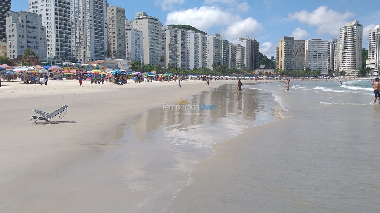 Apartment for vacation rental in Guarujá (Pitangueiras)