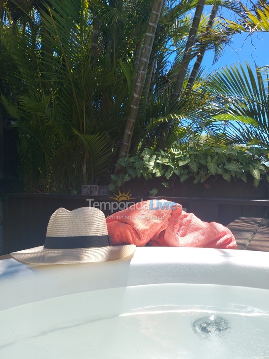 Casa para aluguel de temporada em Imbituba (Praia do Rosa)