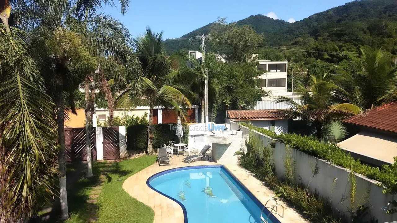 Casa para alquiler de vacaciones em São Sebastião (Juquehy)