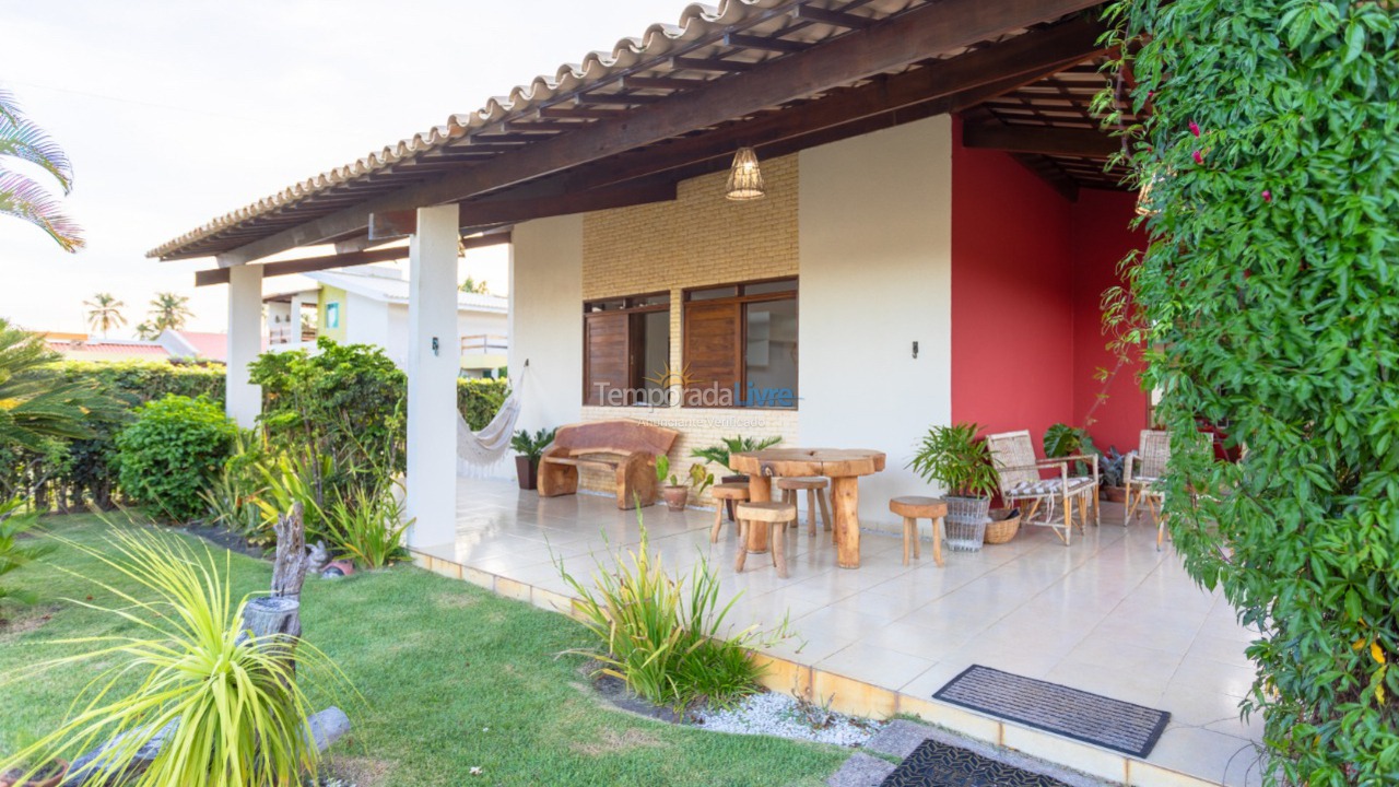 Casa para aluguel de temporada em Maceió (Ipioca Hibiscus)