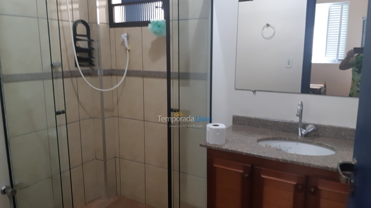 Apartamento para alquiler de vacaciones em Guarujá (Pitangueiras)