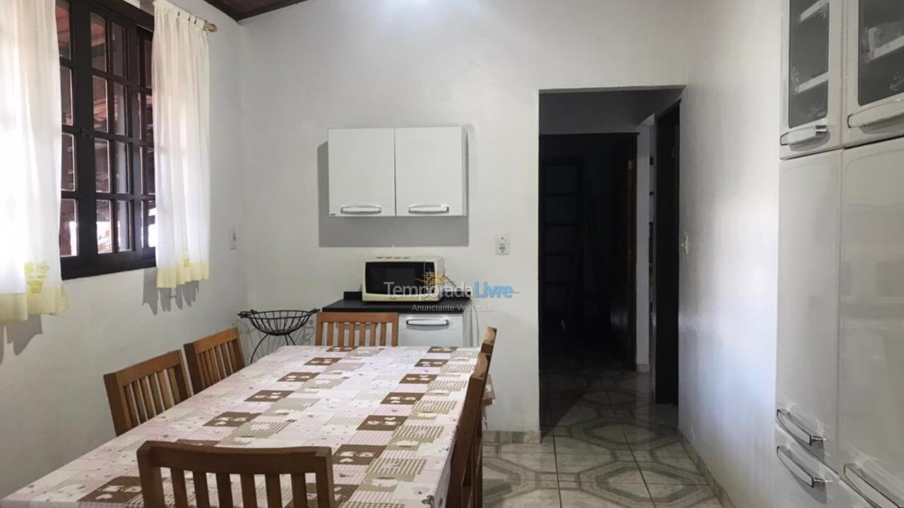 Casa para alquiler de vacaciones em Ilhabela (Praia do Portinho)