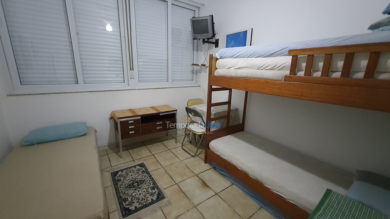 Apartamento para aluguel de temporada em Guarujá (Pitangueiras)